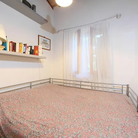 Chianaiola Sleeps 10 Pool Air Con Wifi
